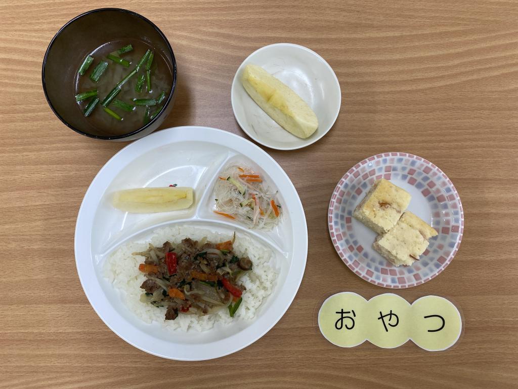 本日のお給食・おやつ