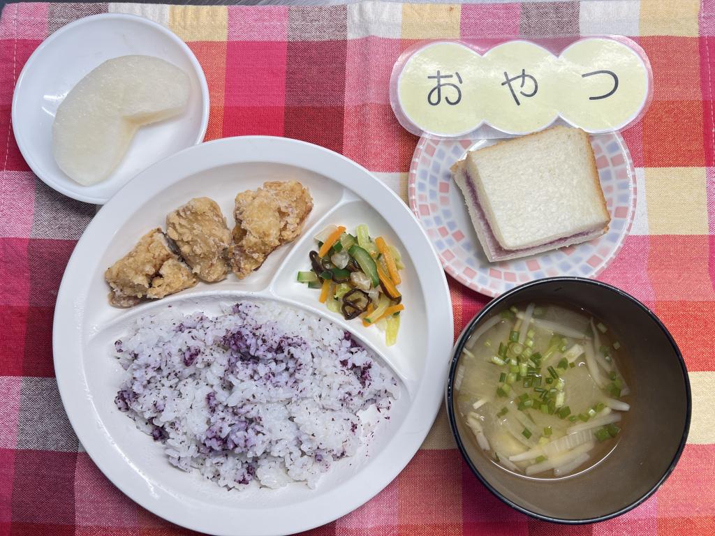 本日のお給食・おやつ