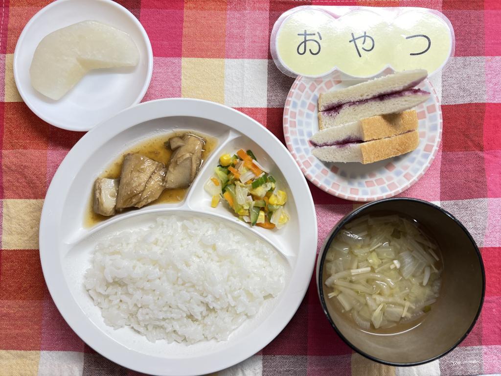 本日のお給食・おやつ