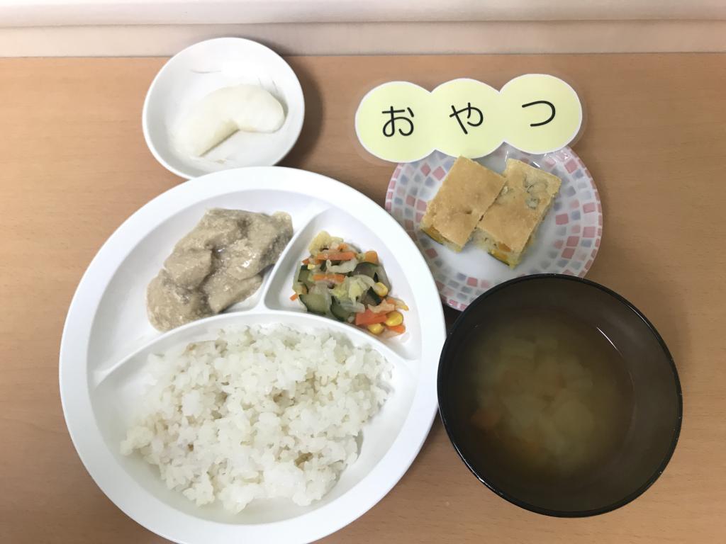 本日のお給食・おやつ