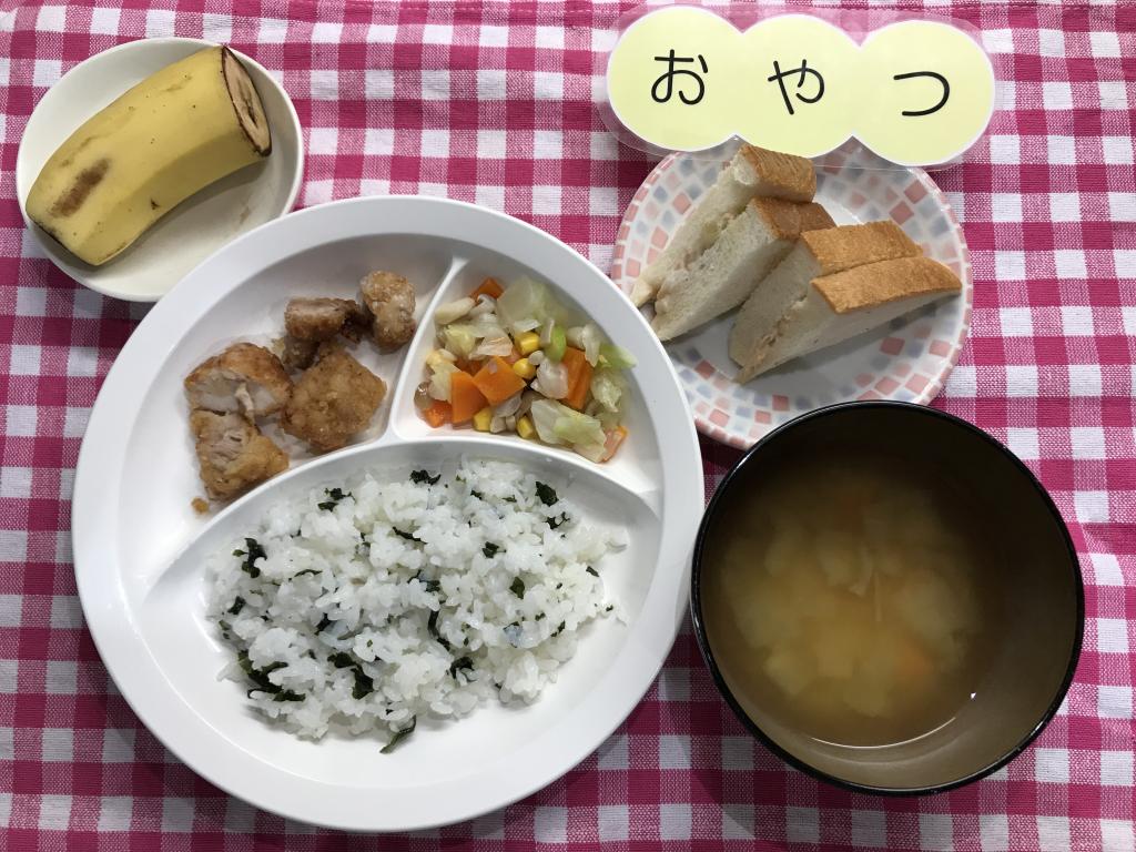 本日のお給食・おやつ