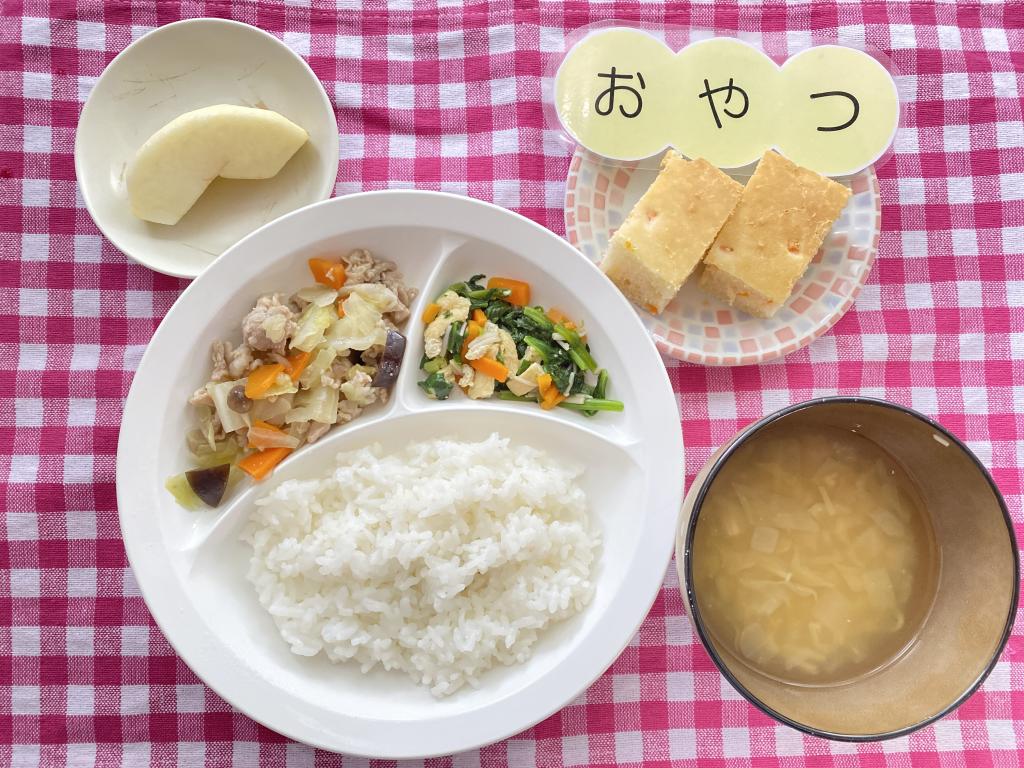 本日のお給食・おやつ