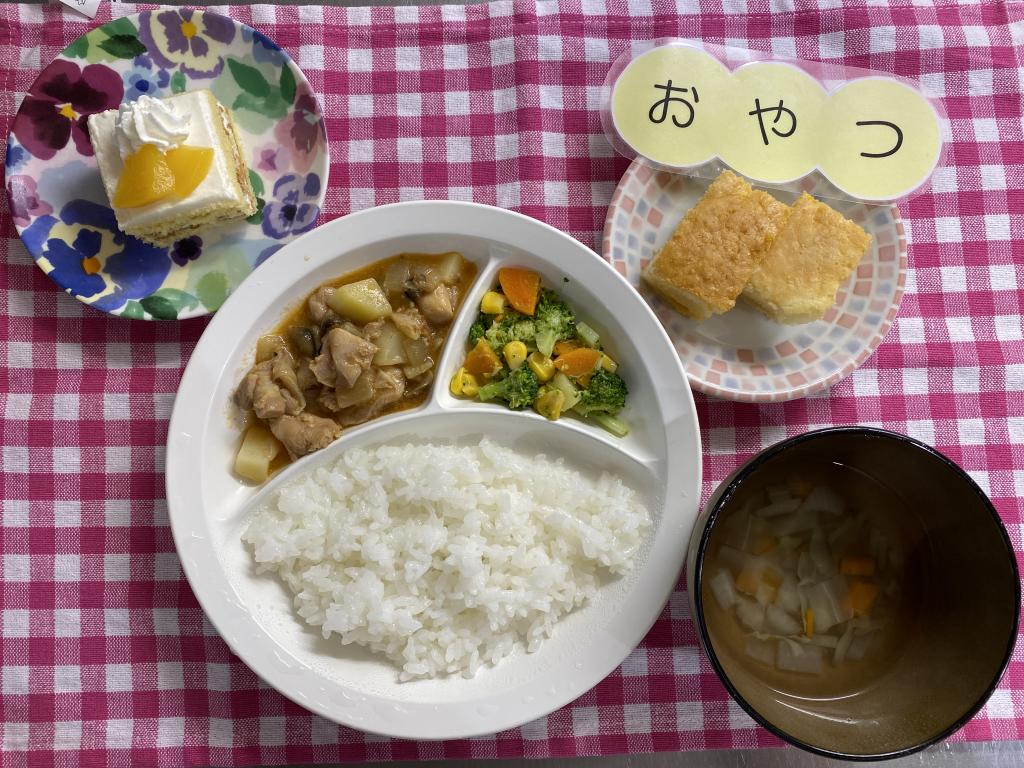 本日のお給食・おやつ