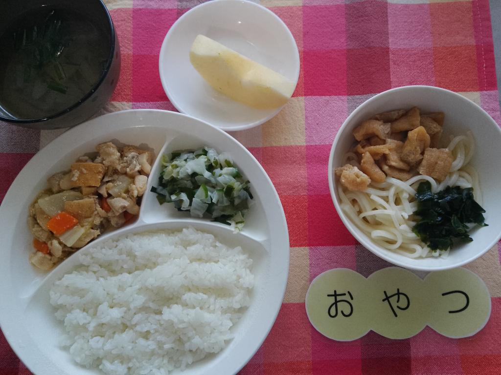 10/11 本日のお給食・おやつ