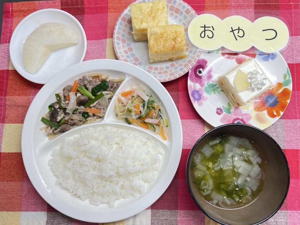 本日のお給食・おやつ