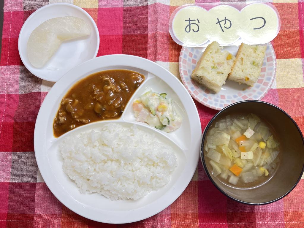 本日のお給食・おやつ