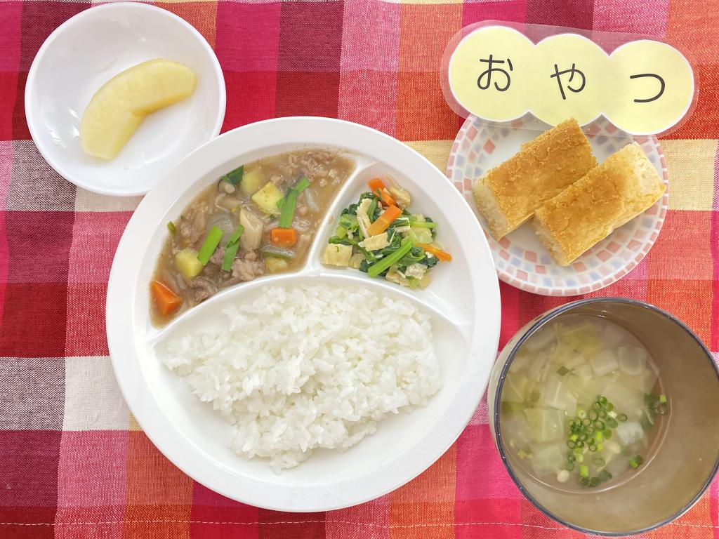 本日のお給食・おやつ