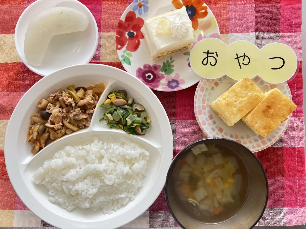 本日のお給食・おやつ