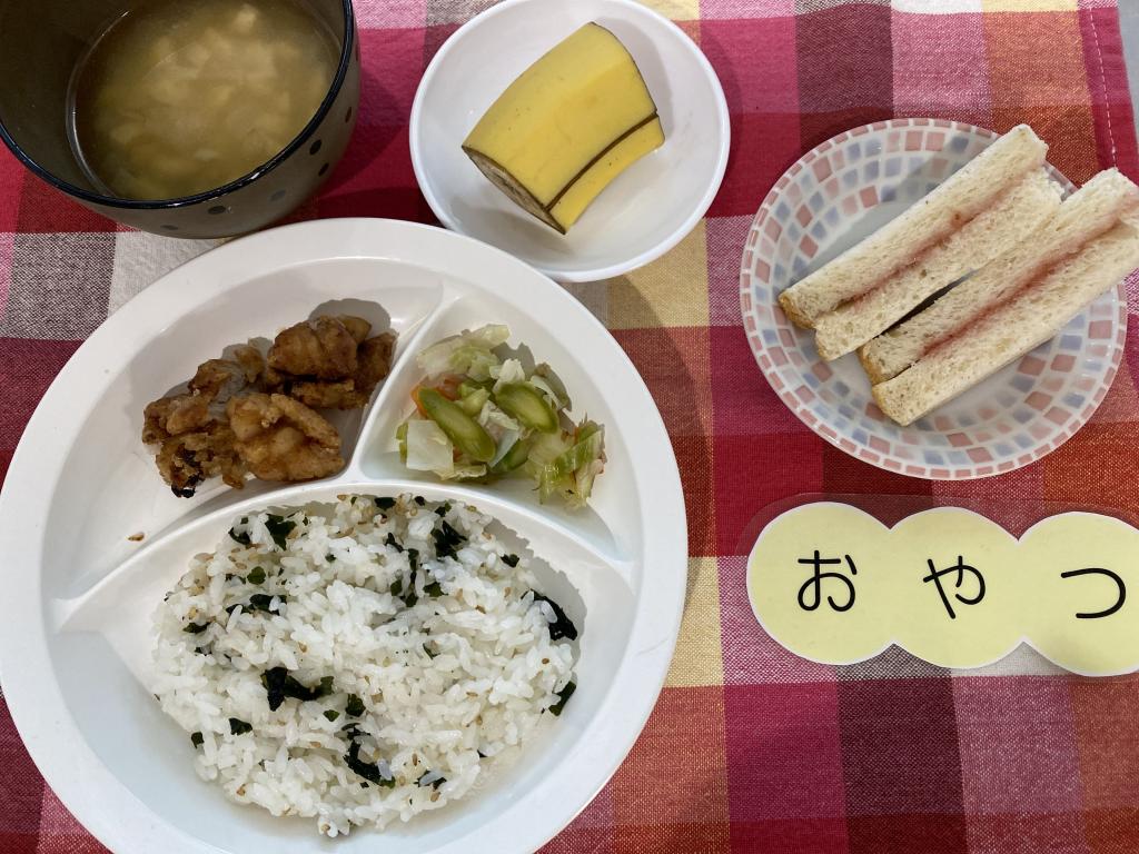 11/9(木) 本日のお給食・おやつ