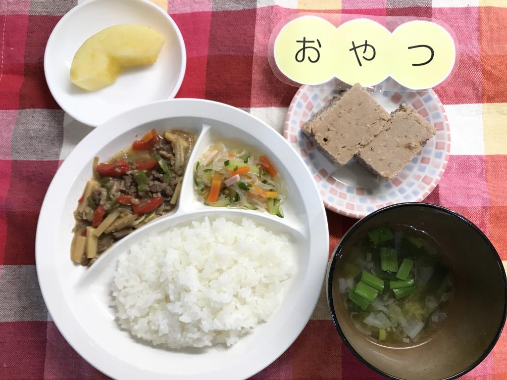 本日のお給食・おやつ