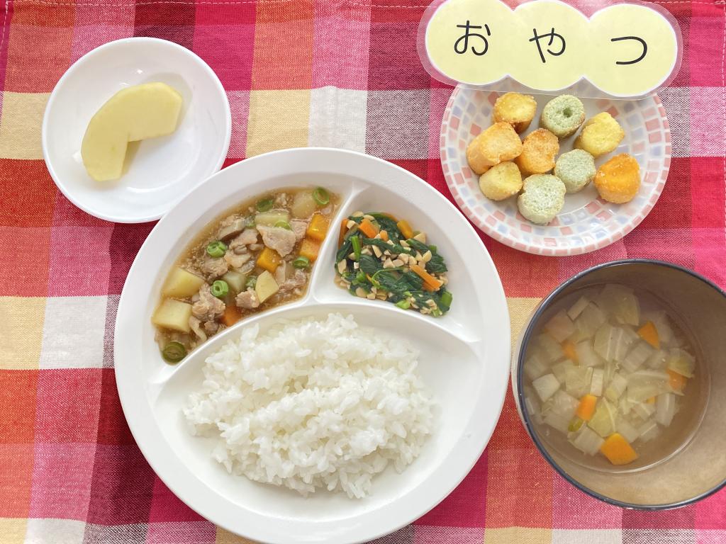 本日のお給食・おやつ