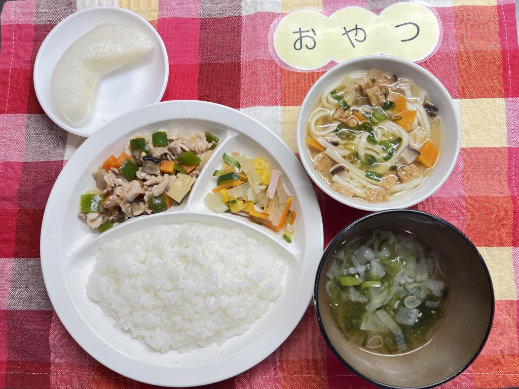 本日のお給食・おやつ