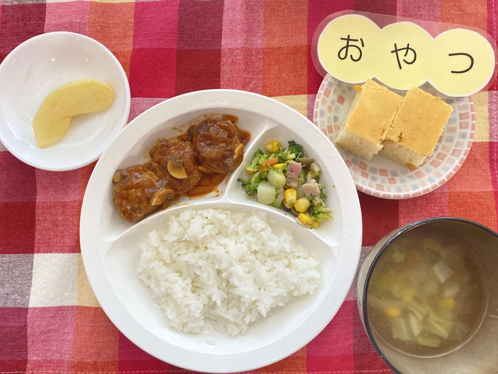 本日のお給食・おやつ