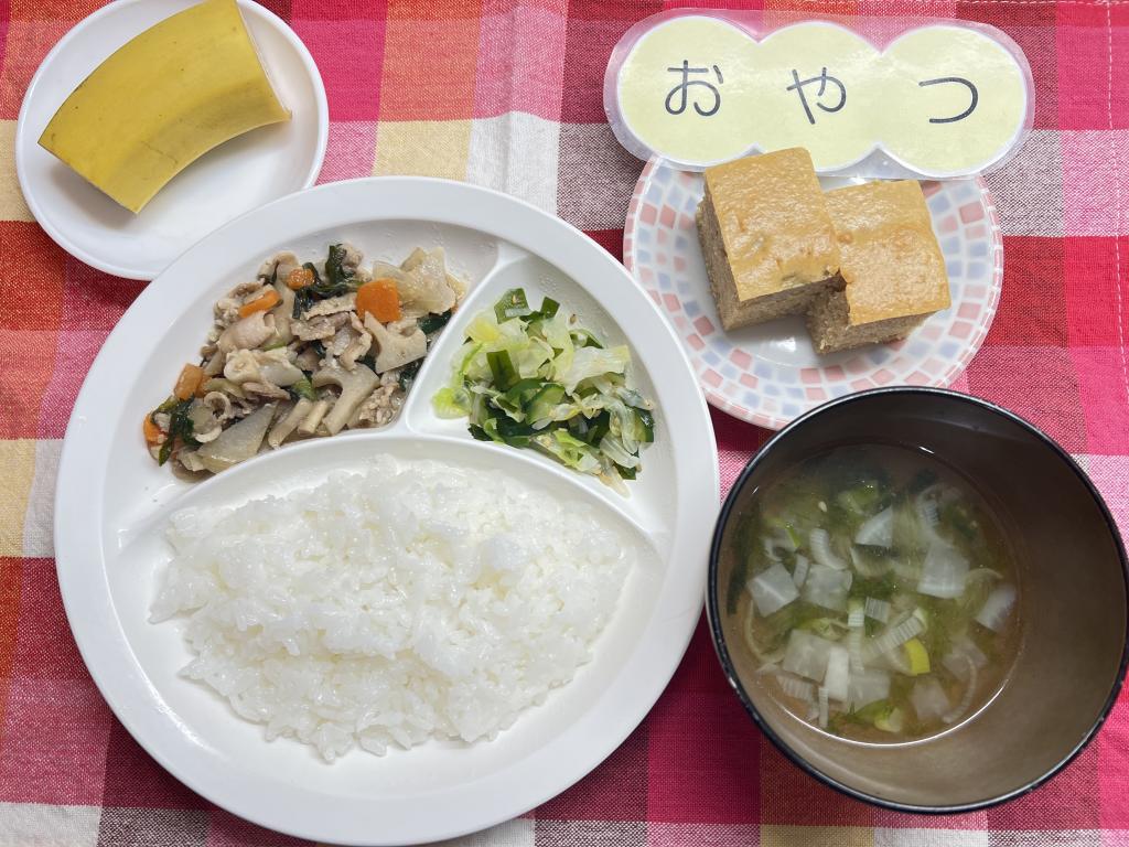 本日のお給食・おやつ