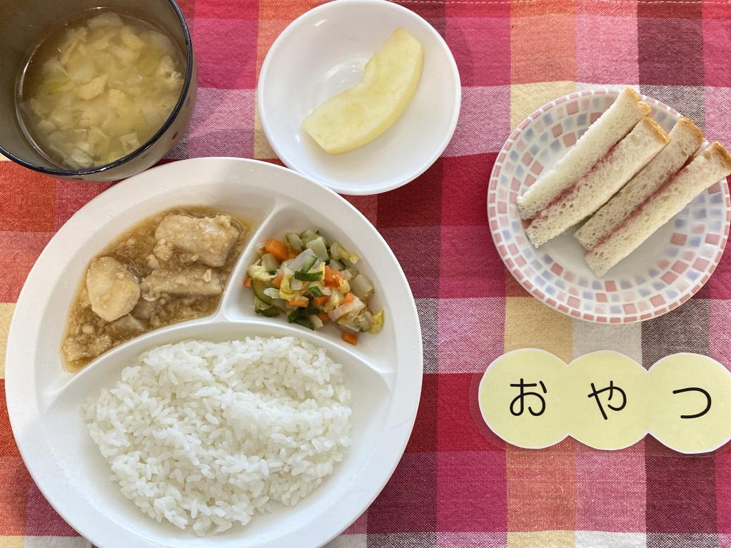 12/6(水) 本日のお給食・おやつ