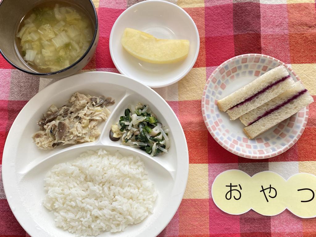 12/27(水) 本日のお給食・おやつ