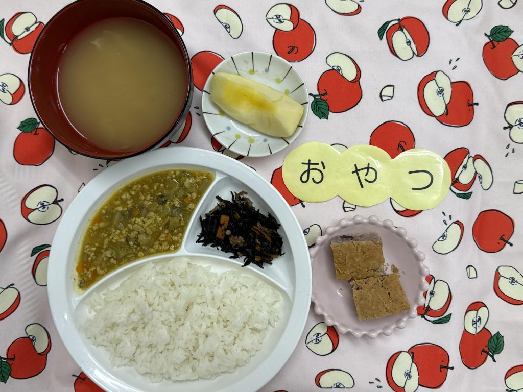 給食