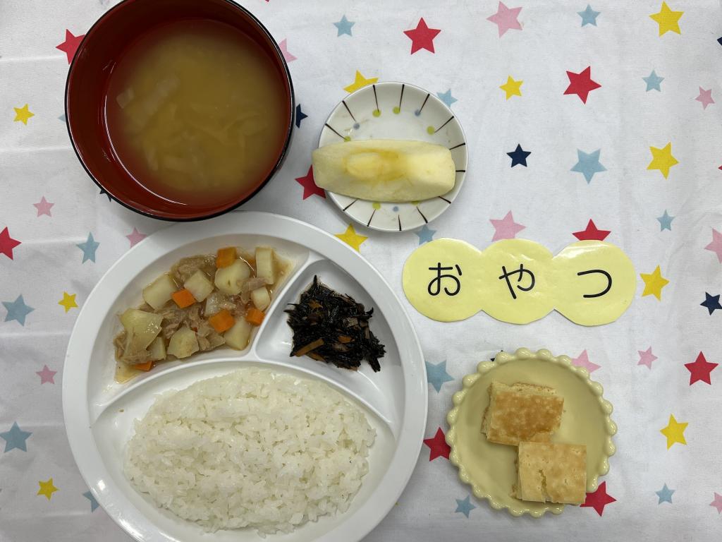 給食