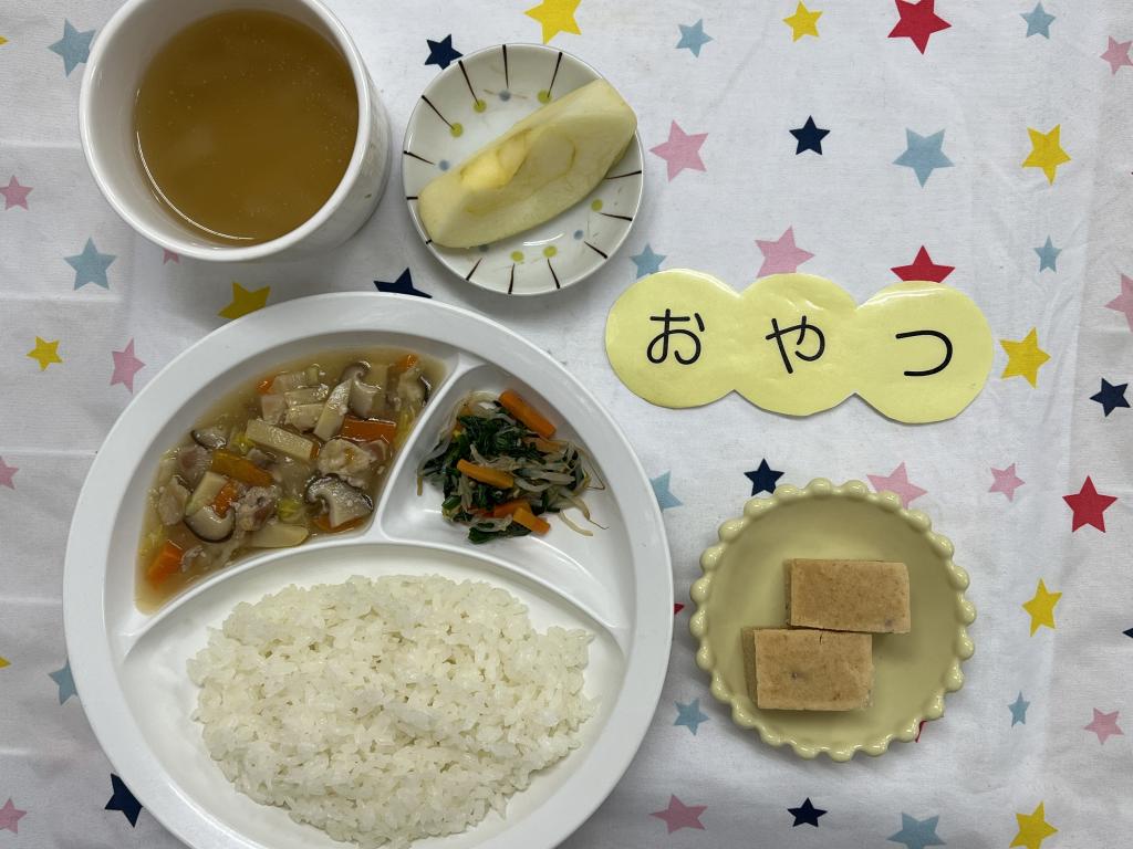 給食