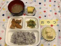 給食