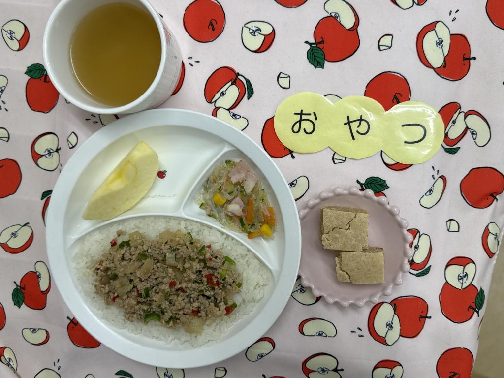 給食