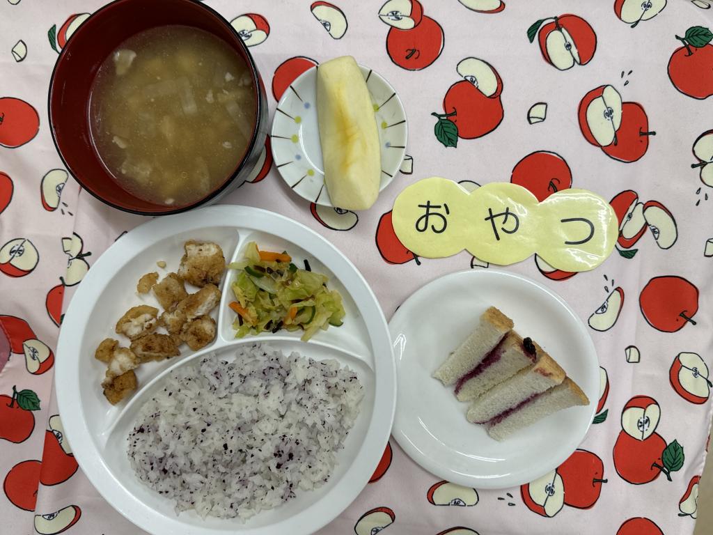 給食