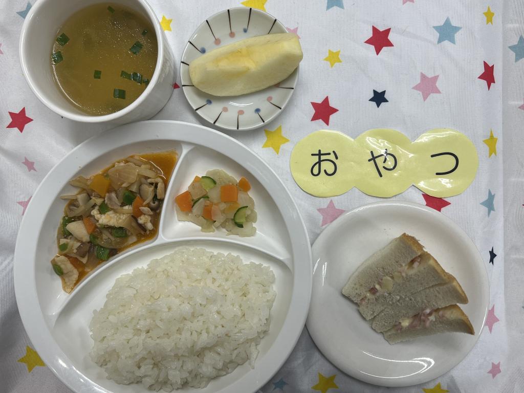 給食