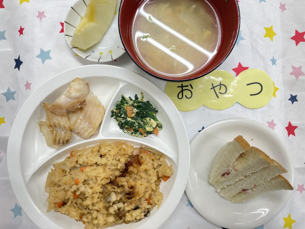 お給食・おやつ