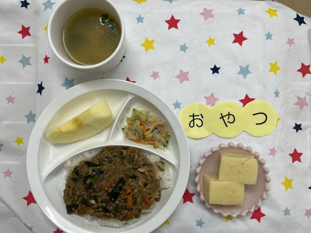 給食