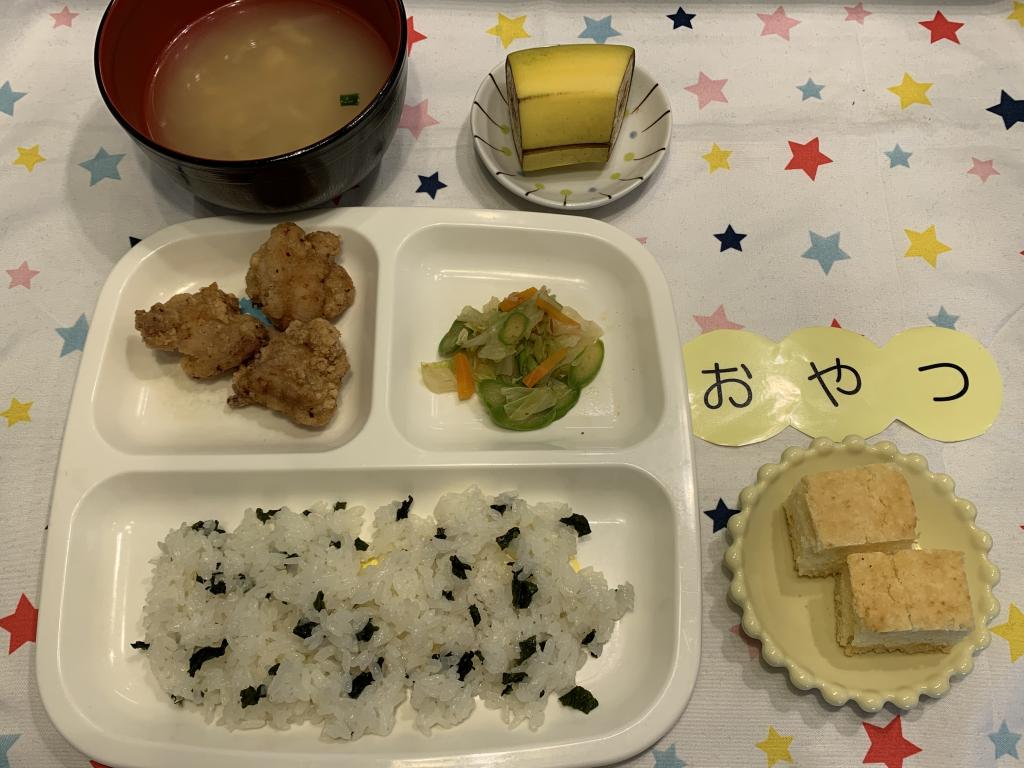 給食