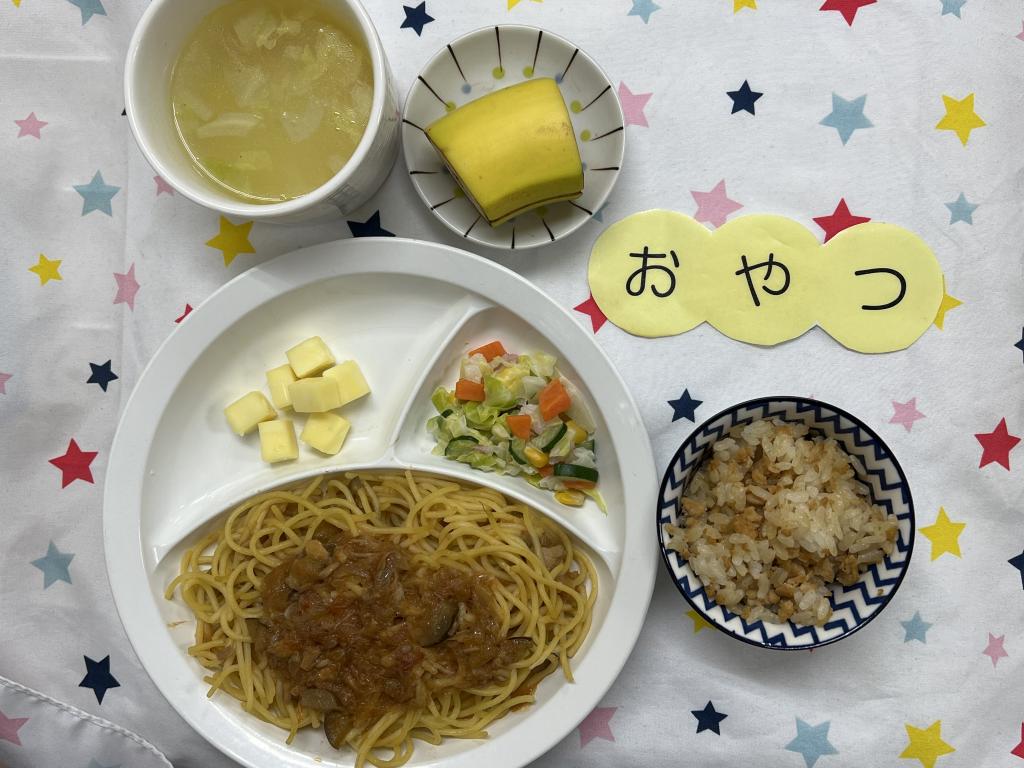 給食