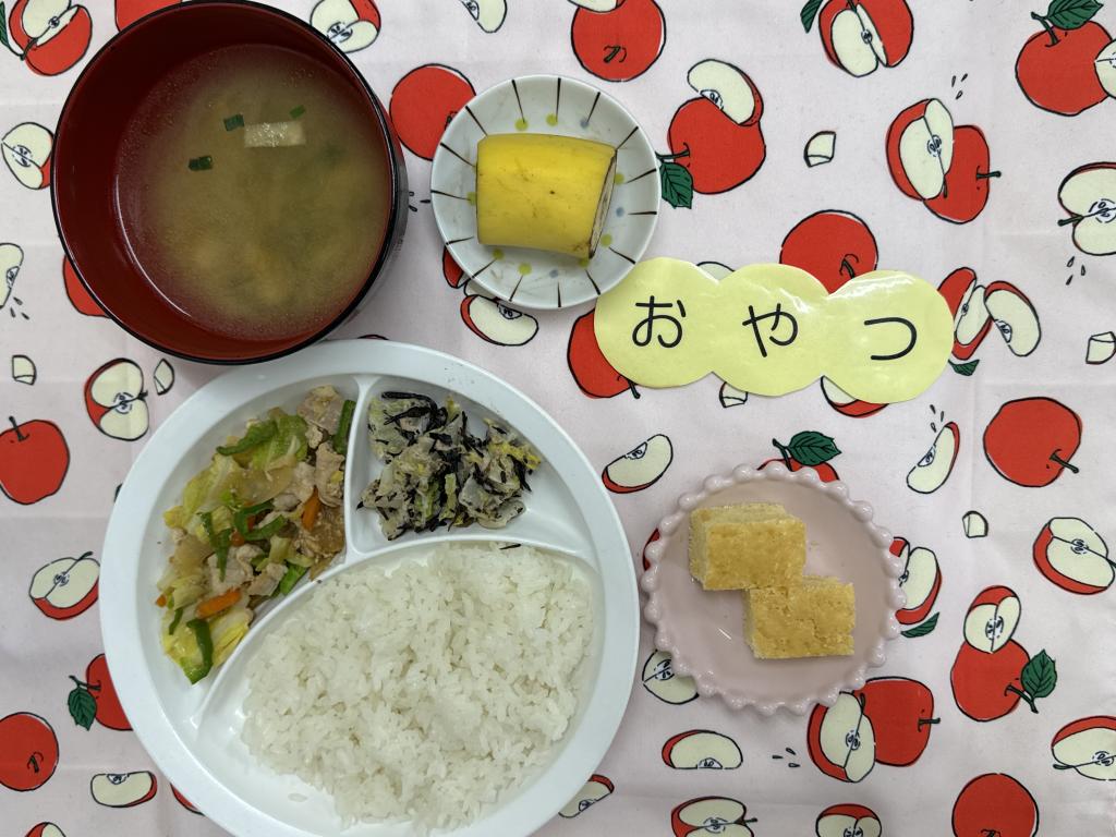 給食