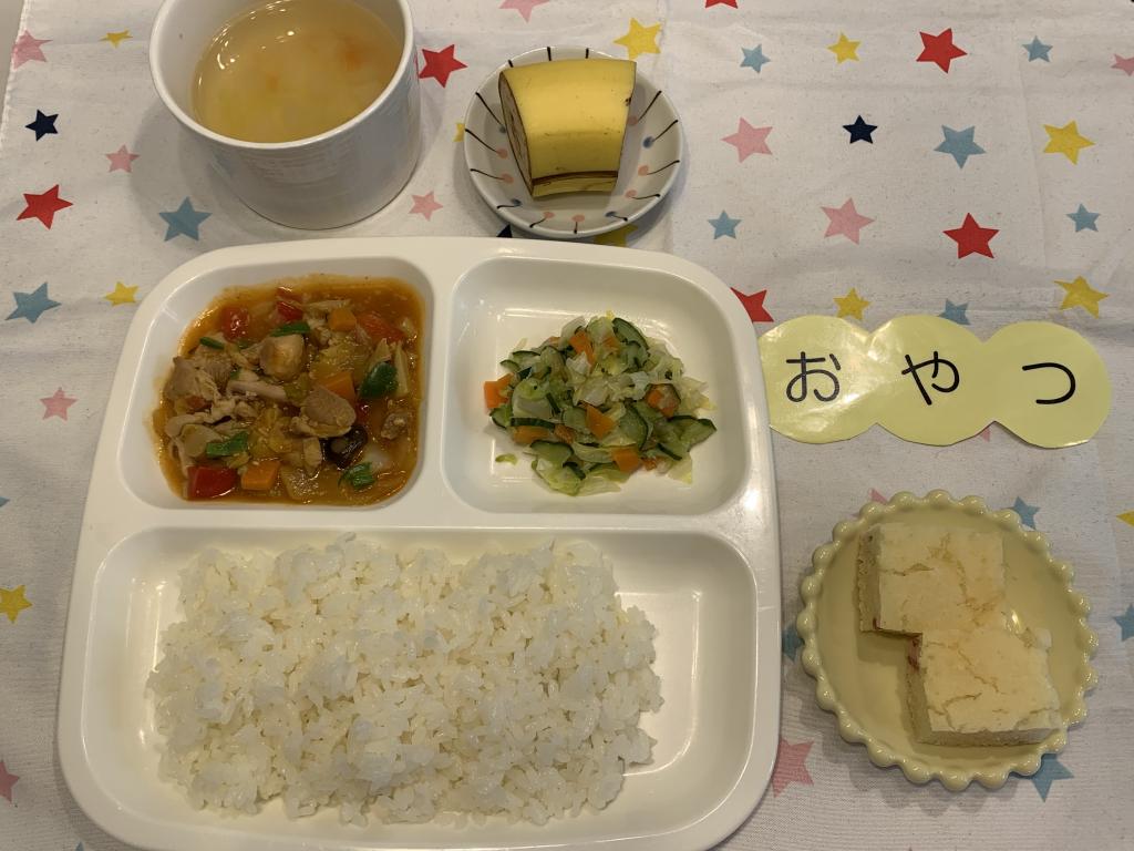 給食