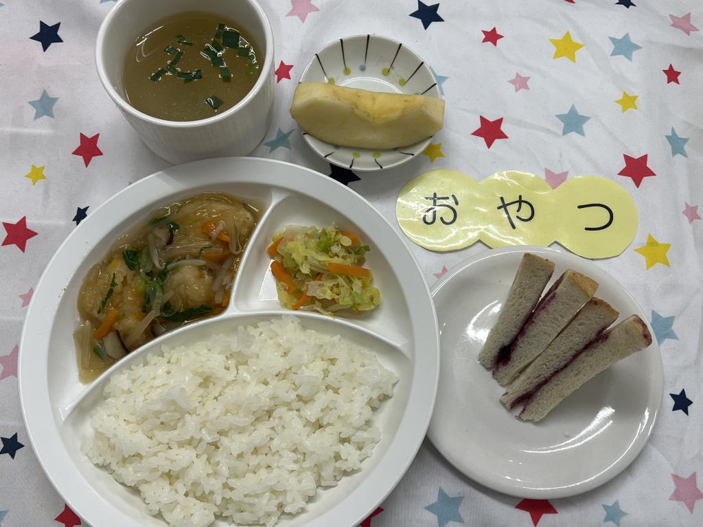 給食