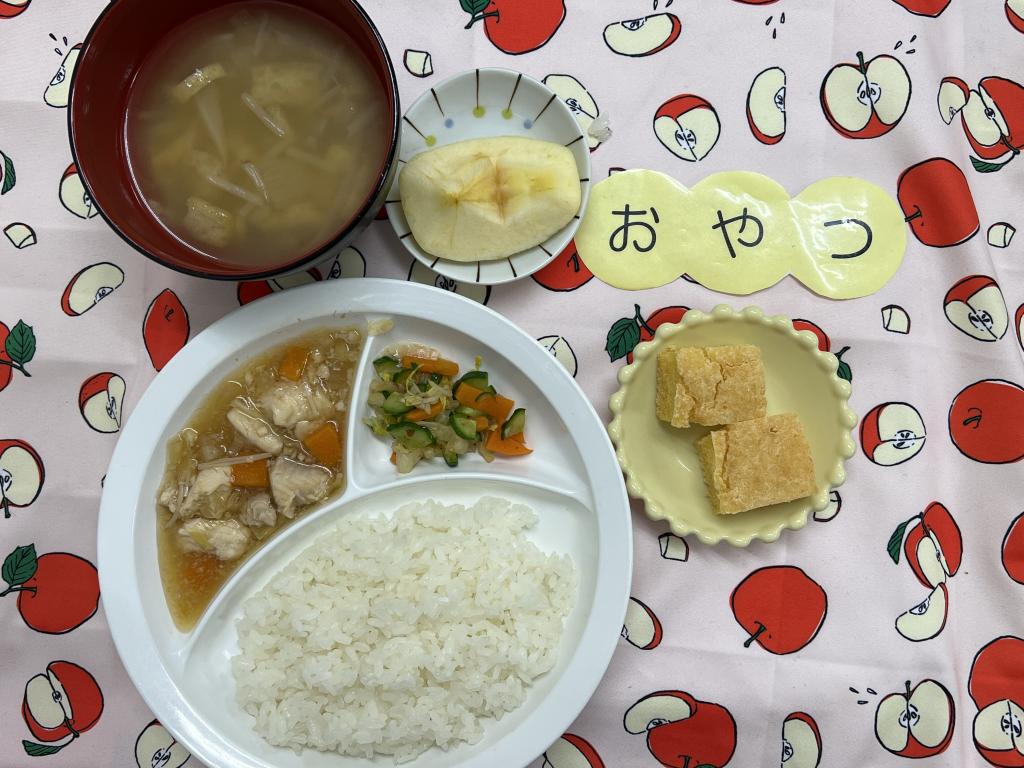 給食