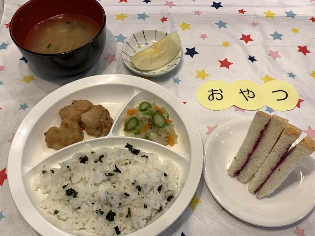 給食