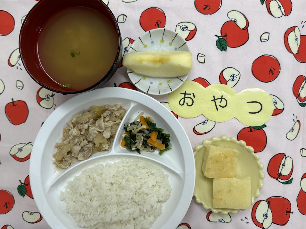 給食