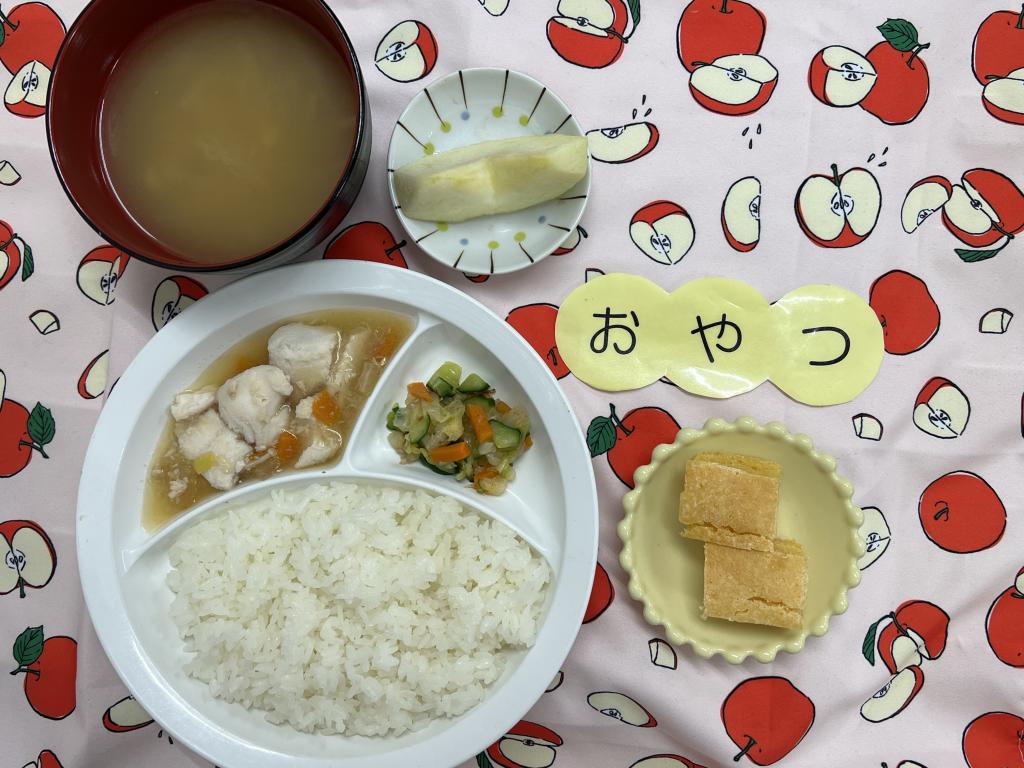 給食