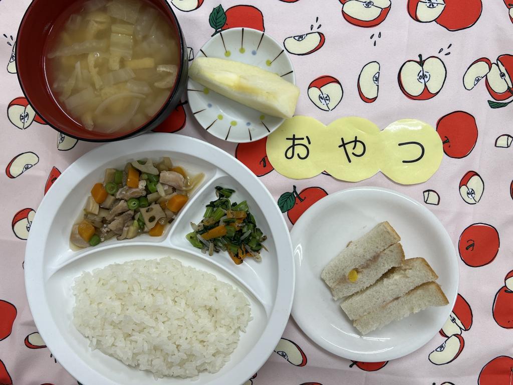 給食