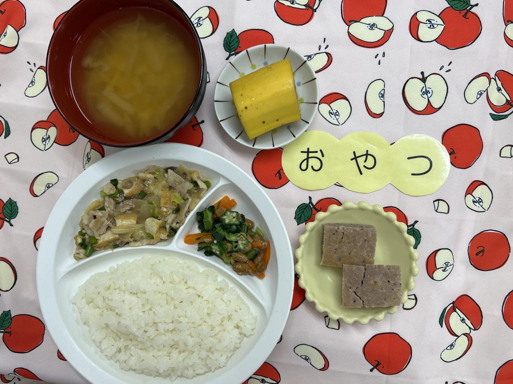 給食