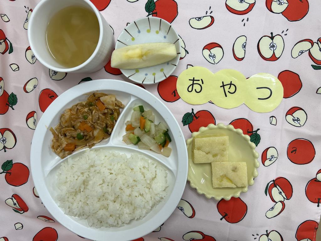 給食