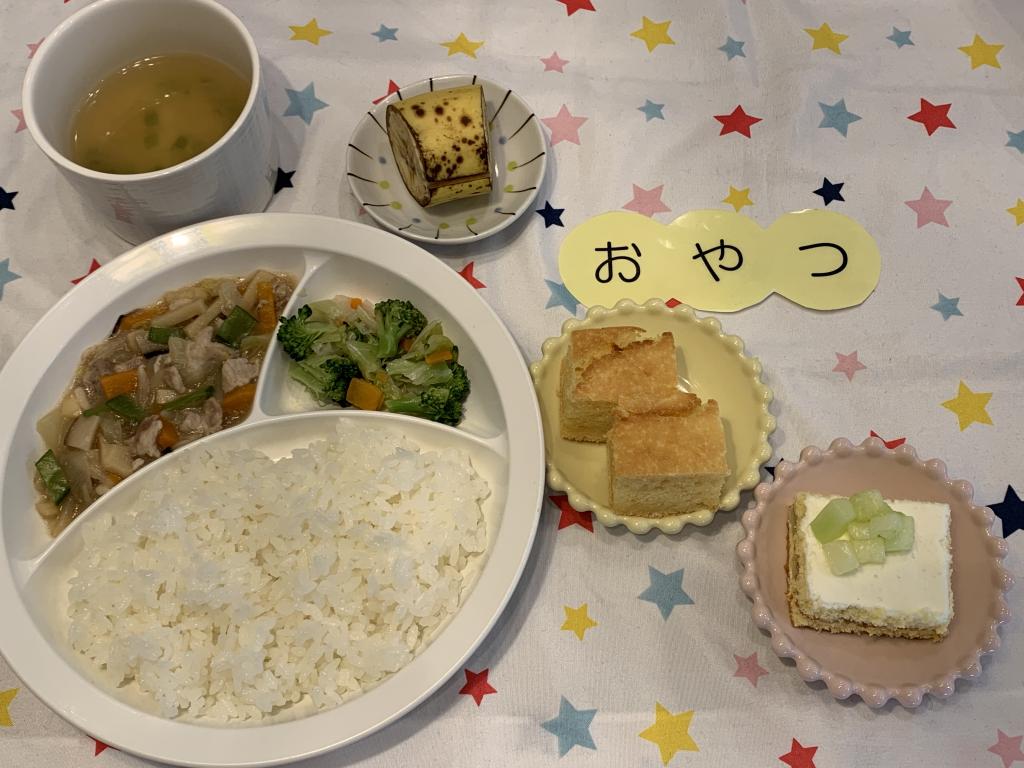 給食