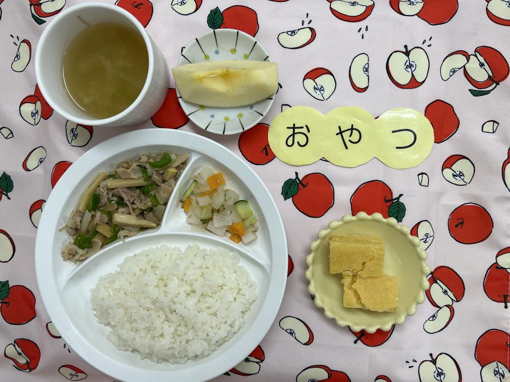 給食