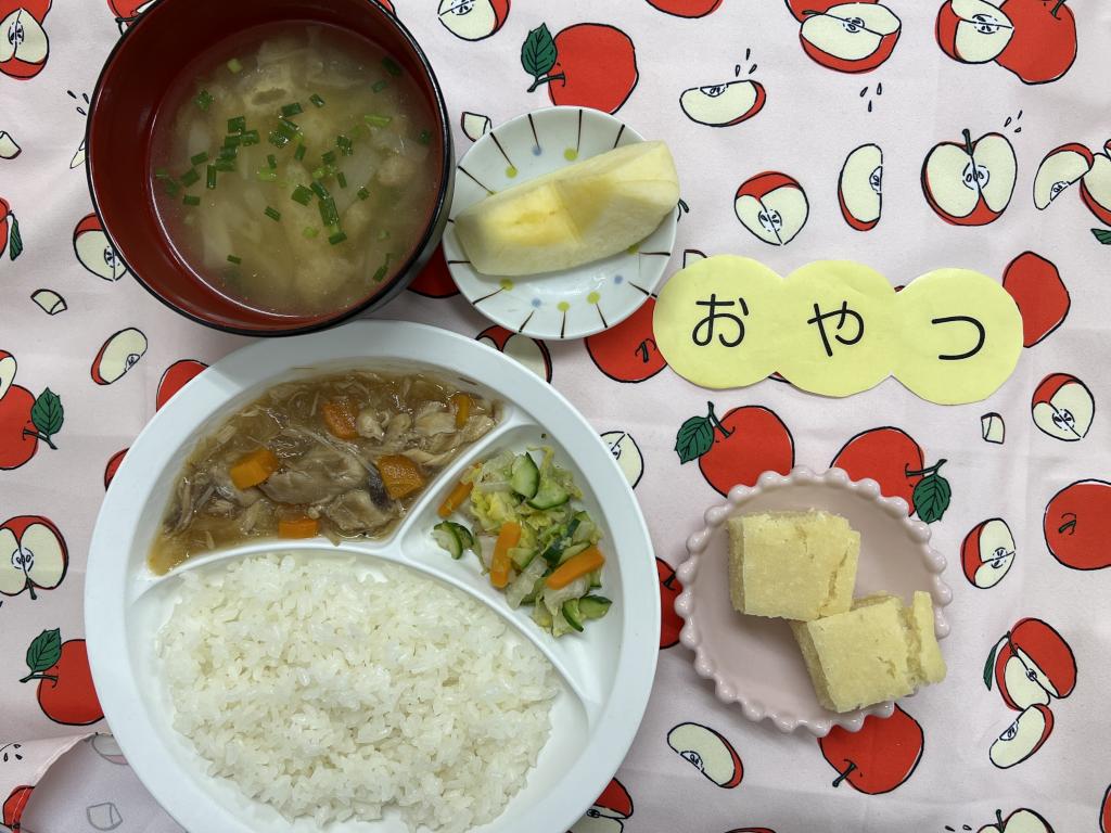 給食