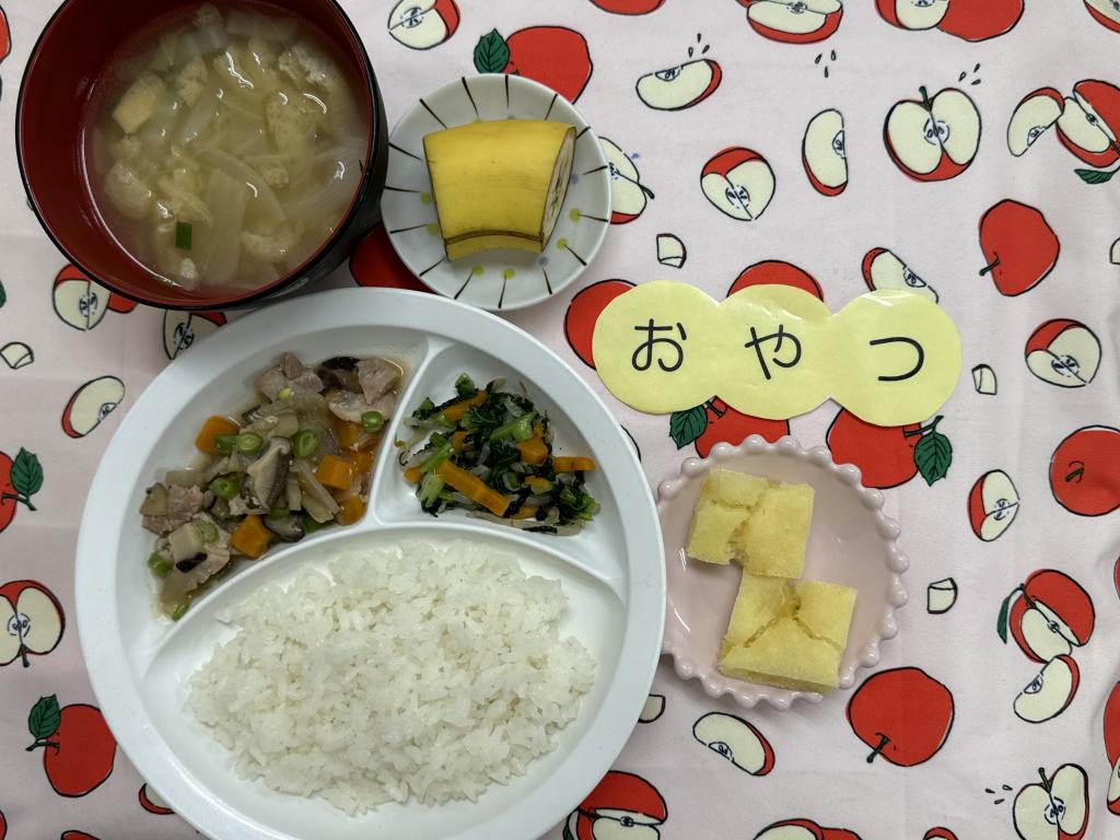 給食