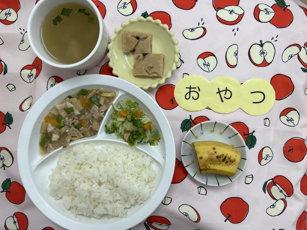 給食