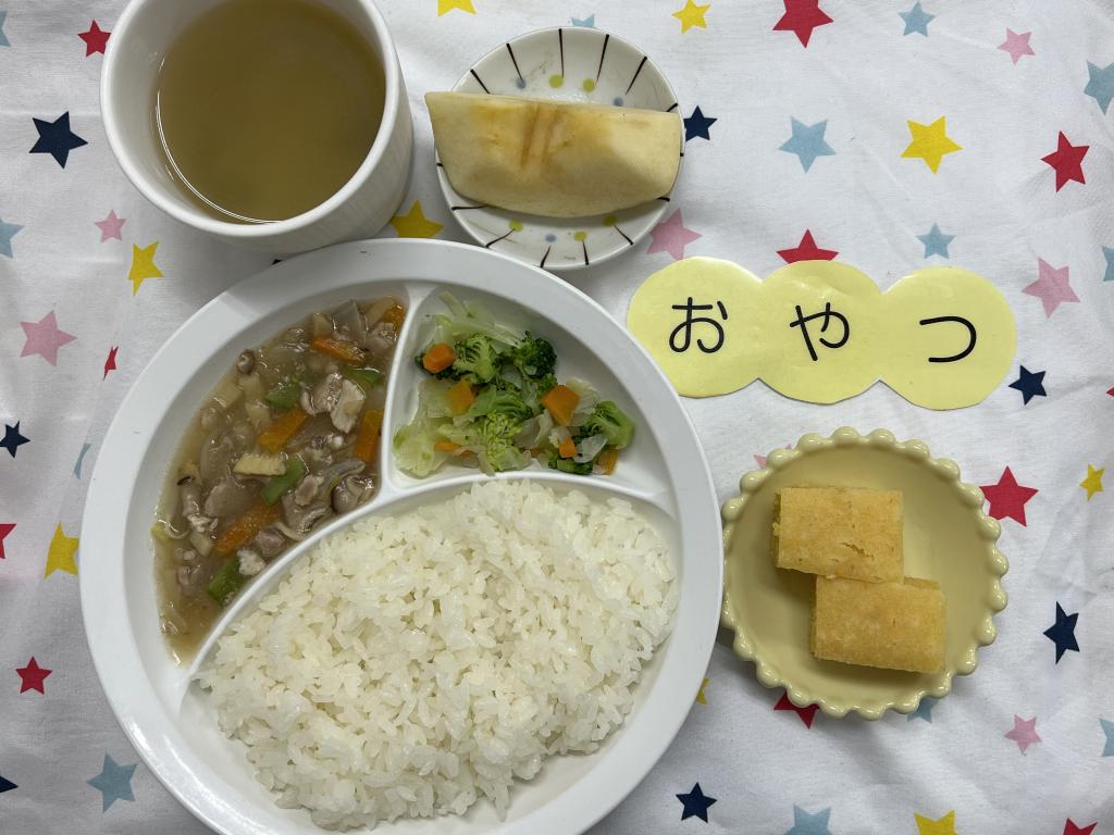 給食