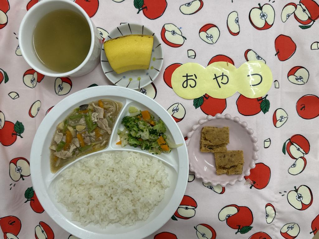 給食