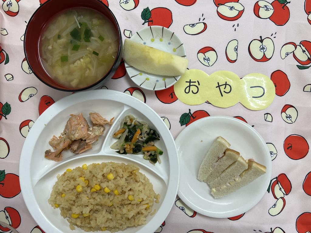 給食