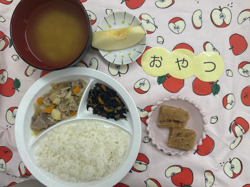 給食